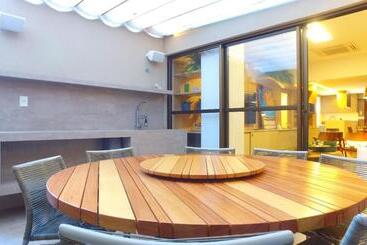 استراحتگاه Barra Bali Apartamento 06   Paraíso à Beira Mar