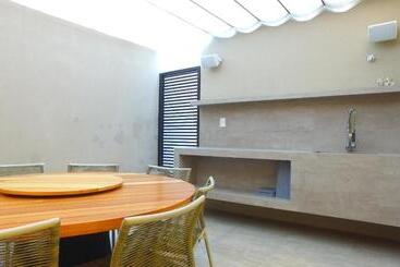 استراحتگاه Barra Bali Apartamento 06   Paraíso à Beira Mar