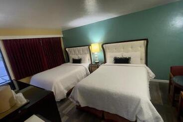 هتل American Inn