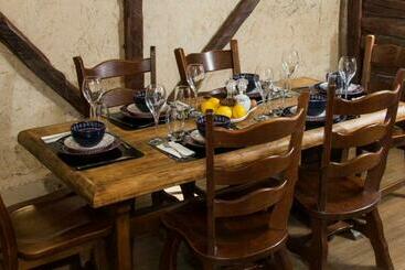 پانسیون Guest House Mikaela