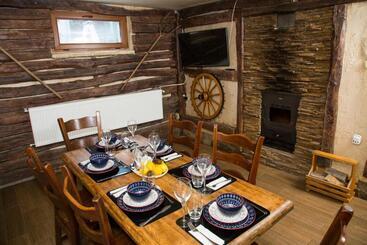 پانسیون Guest House Mikaela