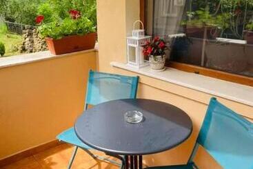 پانسیون Guest House Mikaela