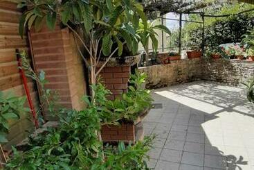 پانسیون La Casa In Giardino