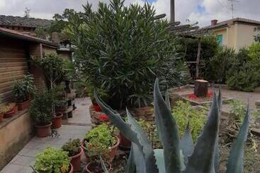 پانسیون La Casa In Giardino