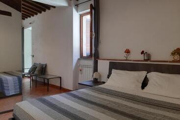پانسیون La Casa In Giardino