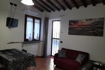 پانسیون La Casa In Giardino