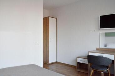 پانسیون Tip Tap Guest House