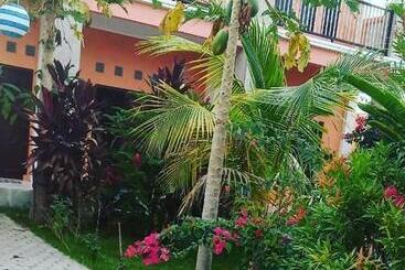 هتل Villa De Owis