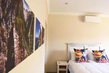 پانسیون Sonhos Dreams Self Catering Garden Cottages