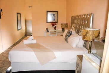 펜션 Seaview Executive Guest House