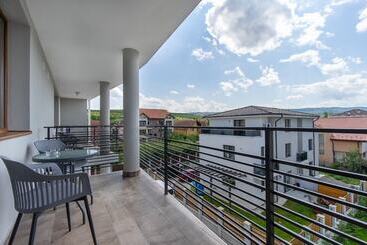 هتل آپارتمان Urbio Private Suites