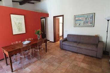 تختخواب و صبحانه Casa Castagna