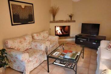 تختخواب و صبحانه Casa Rural Altozano De Buendia