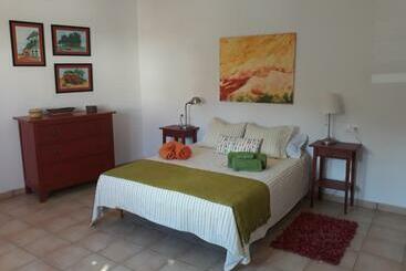 تختخواب و صبحانه Casa Rural Altozano De Buendia