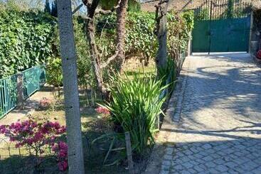 هتل Quinta Casa Do Quintal