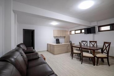 هتل Simona Apartaments