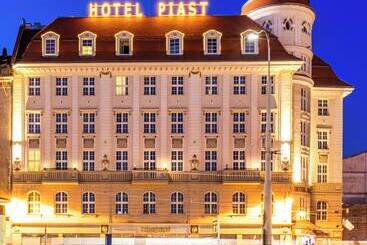 هاستل Piast Wrocław Centrum