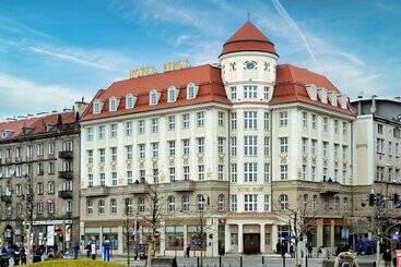 هاستل Piast Wrocław Centrum