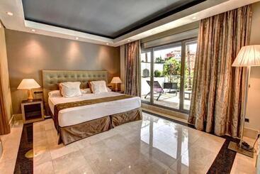 Artplatinum Suites&apartments