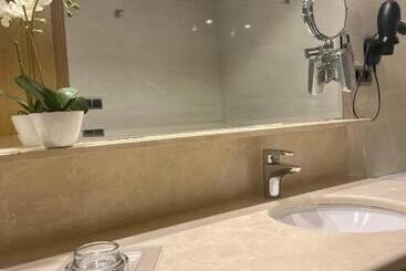 Artplatinum Suites&apartments
