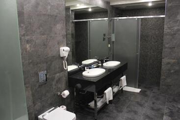 Erebuni Hotel Yerevan