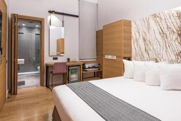 Aegli Hotel Volos