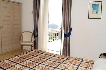 هتل Villa Giusto