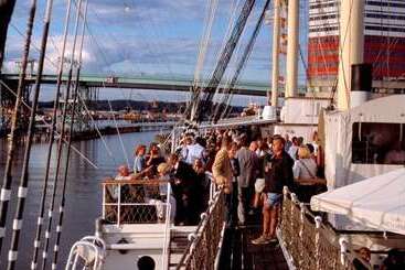هتل Barken Viking