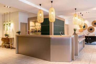 هتل Best Western Plus Hôtel Belfort Centre Gare