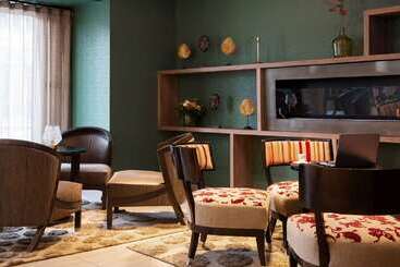 هتل Best Western Plus Hôtel Belfort Centre Gare