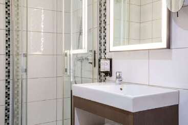 هتل Best Western Plus Hôtel Belfort Centre Gare