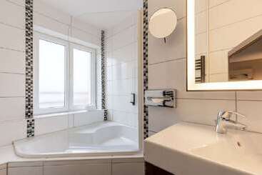هتل Best Western Plus Hôtel Belfort Centre Gare