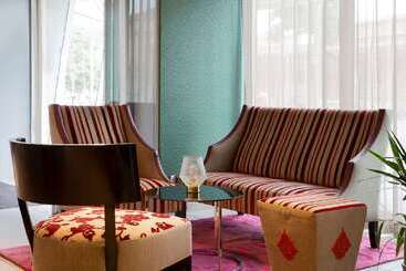 هتل Best Western Plus Hôtel Belfort Centre Gare