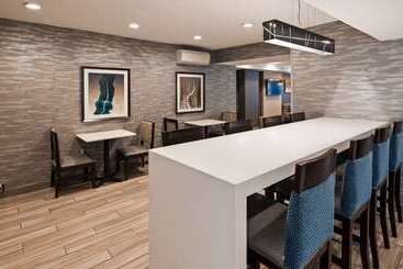 هتل Best Western Plus Fairfield