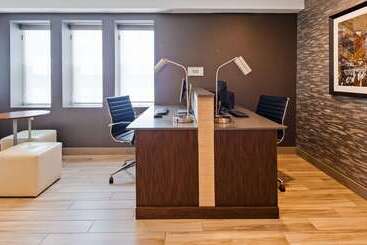 هتل Best Western Plus Fairfield