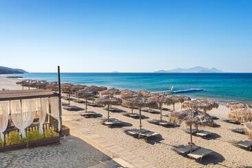 هتل Blue Lagoon Village   All Inclusive