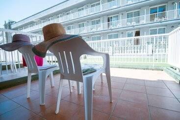 هتل Bungalows Don Juan Tossa