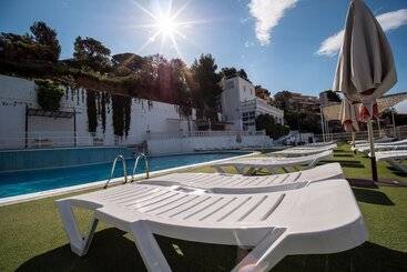 هتل Bungalows Don Juan Tossa