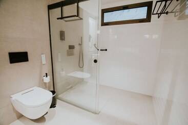 هتل Catalina Plaza Sostenible