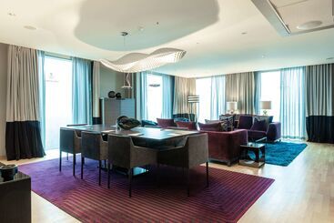 Clarion Hotel Post