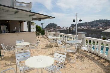 هتل Bungalows Don Juan Tossa