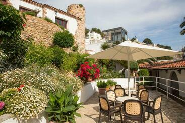 هتل Bungalows Don Juan Tossa
