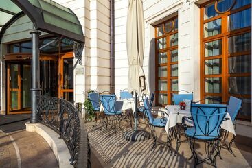 Epoque Hotel   Relais & Chateaux