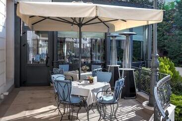 Epoque Hotel   Relais & Chateaux