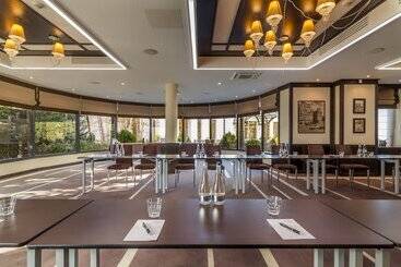 Epoque Hotel   Relais & Chateaux