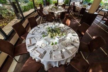 Epoque Hotel   Relais & Chateaux