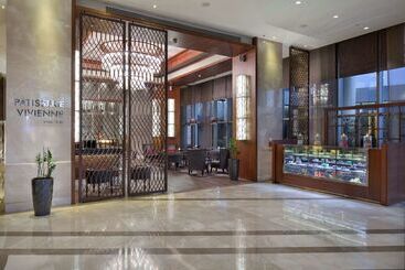 هتل Hilton Bursa Convention Center & Spa