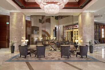 هتل Hilton Bursa Convention Center & Spa