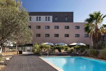 هتل Holiday Inn   Marseille Airport, An Ihg