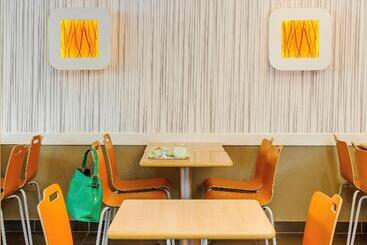 酒店 Ibis Lugano Paradiso
